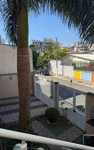 Casa de condomínio à venda com 130m², 3 quartos e 2 vagas Casa de condomínio à venda com 130m², 3 quartos e 2 vagasÁrea comum