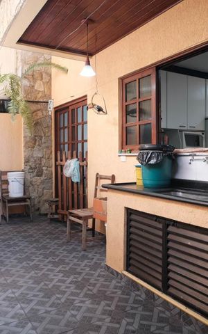 Casa para alugar com 308m², 3 quartos e 13 vagasÁrea externa