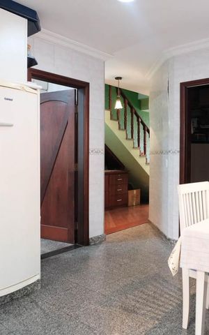 Casa para alugar com 308m², 3 quartos e 13 vagasCozinha