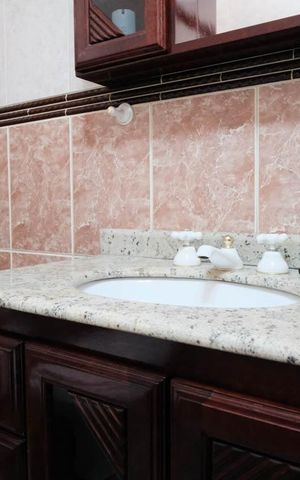 Casa para alugar com 308m², 3 quartos e 13 vagasBanheiro 1