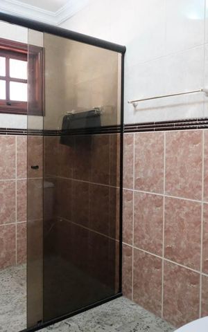 Casa para alugar com 308m², 3 quartos e 13 vagasBanheiro 1