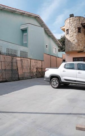 Casa para alugar com 308m², 3 quartos e 13 vagasÁrea externa