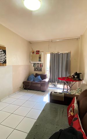 Apartamento à venda com 51m², 2 quartos e 1 vaga Apartamento à venda com 51m², 2 quartos e 1 vagaSala