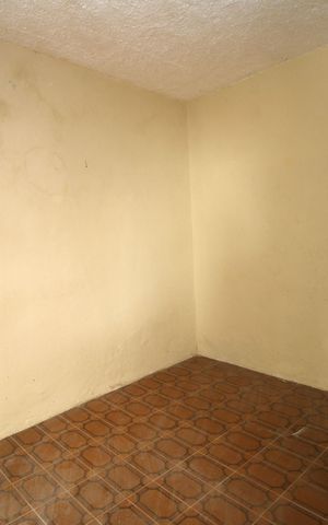 Casa à venda com 70m², 2 quartos e 1 vagaQuarto de Serviço