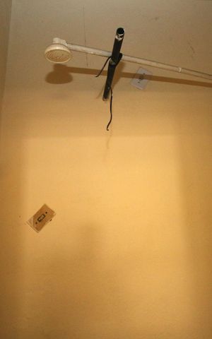 Casa à venda com 70m², 2 quartos e 1 vagaBanheiro de serviço