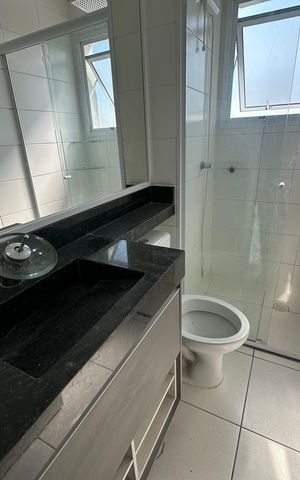 Apartamento para alugar com 55m², 2 quartos e 2 vagas Apartamento para alugar com 55m², 2 quartos e 2 vagasBanheiro da Suíte