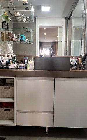 Apartamento à venda com 221m², 4 quartos e 4 vagasBanheiro da Suíte 3