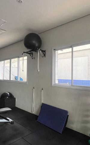 Apartamento à venda com 221m², 4 quartos e 4 vagasÁrea comum - Academia