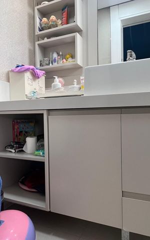 Apartamento à venda com 221m², 4 quartos e 4 vagasBanheiro da Suíte 2