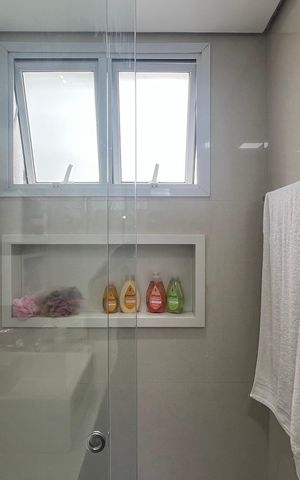 Apartamento à venda com 221m², 4 quartos e 4 vagasBanheiro da Suíte 2