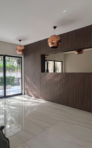 Apartamento à venda com 221m², 4 quartos e 4 vagasHall de entrada