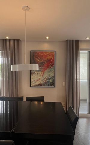 Apartamento à venda com 221m², 4 quartos e 4 vagasVaranda Sala