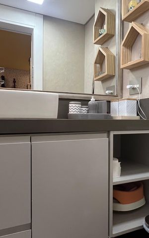 Apartamento à venda com 221m², 4 quartos e 4 vagasBanheiro da Suíte 1