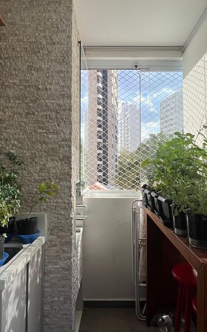 Apartamento à venda com 221m², 4 quartos e 4 vagasVaranda Sala