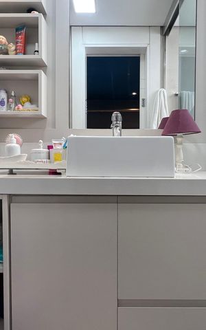Apartamento à venda com 221m², 4 quartos e 4 vagasBanheiro da Suíte 2