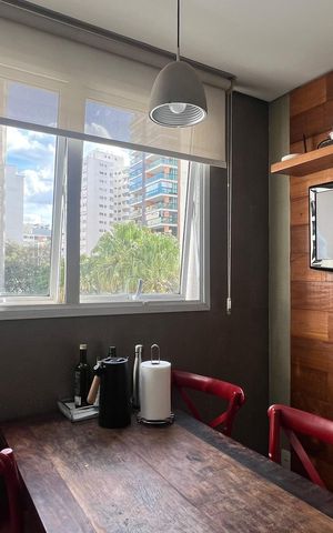 Apartamento à venda com 221m², 4 quartos e 4 vagasCopa