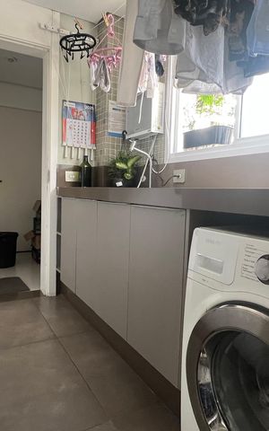 Apartamento à venda com 221m², 4 quartos e 4 vagasÁrea de Serviço