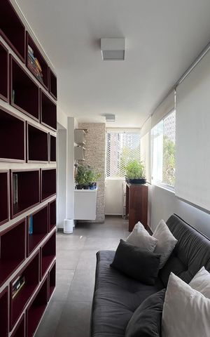 Apartamento à venda com 221m², 4 quartos e 4 vagasVaranda Sala