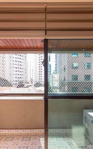 Apartamento à venda com 77m², 3 quartos e 1 vaga Apartamento à venda com 77m², 3 quartos e 1 vagaVaranda da Sala