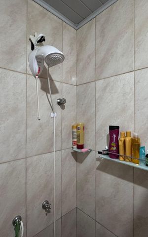 Casa à venda com 90m², 2 quartos e 1 vagaBanheiro
