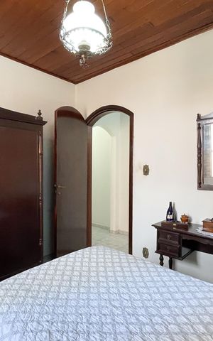Casa à venda com 170m², 4 quartos e 2 vagas Casa à venda com 170m², 4 quartos e 2 vagasQuarto 4
