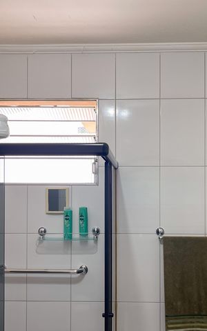 Casa à venda com 170m², 4 quartos e 2 vagas Casa à venda com 170m², 4 quartos e 2 vagasBanheiro Social 2