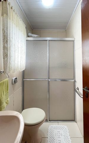 Casa à venda com 170m², 4 quartos e 2 vagas Casa à venda com 170m², 4 quartos e 2 vagasBanheiro Social 1
