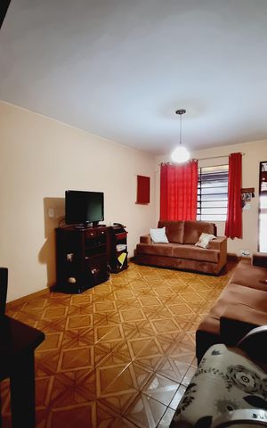 Casa à venda com 75m², 2 quartos e 1 vaga Casa à venda com 75m², 2 quartos e 1 vagaSala