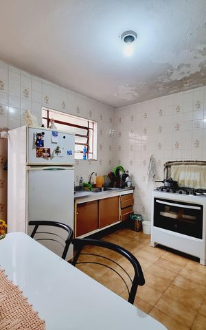 Casa à venda com 75m², 2 quartos e 1 vaga Casa à venda com 75m², 2 quartos e 1 vagaCozinha