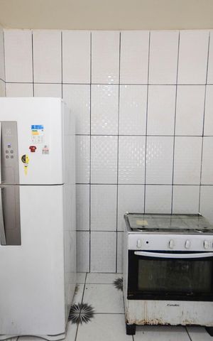 Casa à venda com 60m², 3 quartos e sem vaga Casa à venda com 60m², 3 quartos e sem vagaCozinha