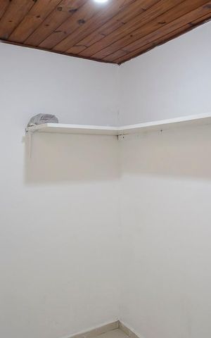 Casa à venda com 200m², 4 quartos e 3 vagasÁrea de serviço