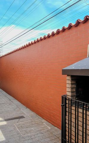 Casa à venda com 200m², 4 quartos e 3 vagasQuintal