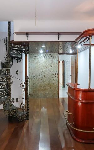 Casa à venda com 200m², 4 quartos e 3 vagasSala