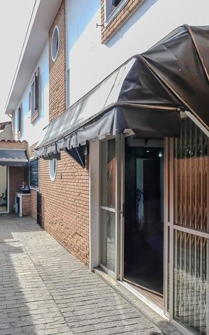 Casa à venda com 200m², 4 quartos e 3 vagasQuintal