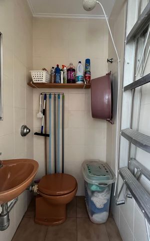 Apartamento à venda com 135m², 3 quartos e 1 vaga Apartamento à venda com 135m², 3 quartos e 1 vagaBanheiro de serviço