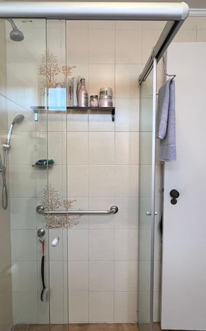 Apartamento à venda com 135m², 3 quartos e 1 vaga Apartamento à venda com 135m², 3 quartos e 1 vagaBanheiro da Suíte