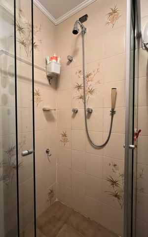 Apartamento à venda com 135m², 3 quartos e 1 vaga Apartamento à venda com 135m², 3 quartos e 1 vagaBanheiro