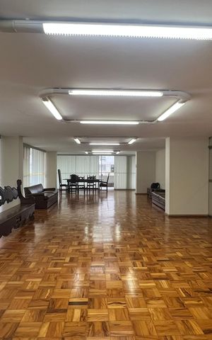 Apartamento à venda com 135m², 3 quartos e 1 vaga Apartamento à venda com 135m², 3 quartos e 1 vagaÁrea comum - Salão de festas