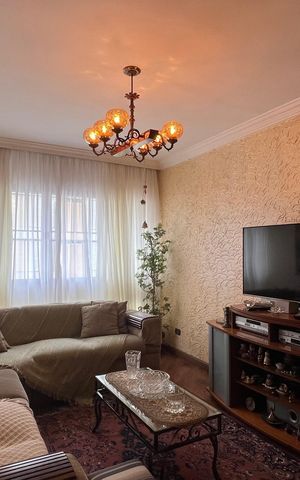 Apartamento à venda com 135m², 3 quartos e 1 vaga Apartamento à venda com 135m², 3 quartos e 1 vagaSala de TV