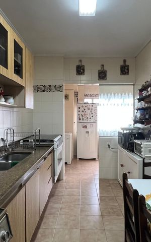 Apartamento à venda com 135m², 3 quartos e 1 vaga Apartamento à venda com 135m², 3 quartos e 1 vagaCozinha