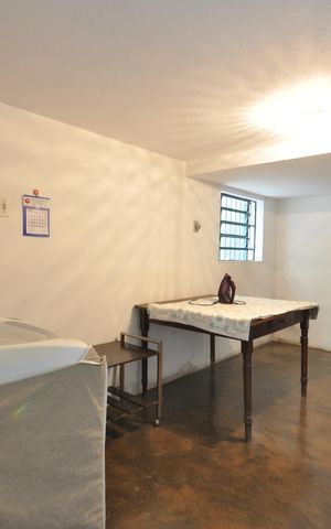 Casa à venda com 160m², 3 quartos e 2 vagasÁrea de Serviço