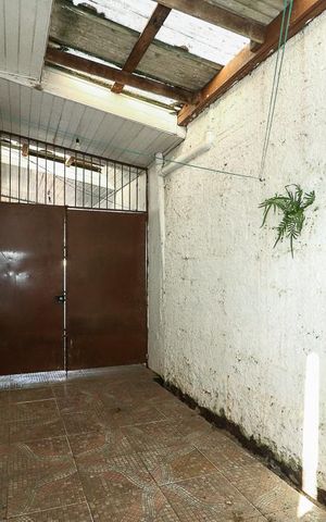 Casa à venda com 200m², 3 quartos e 2 vagasGaragem