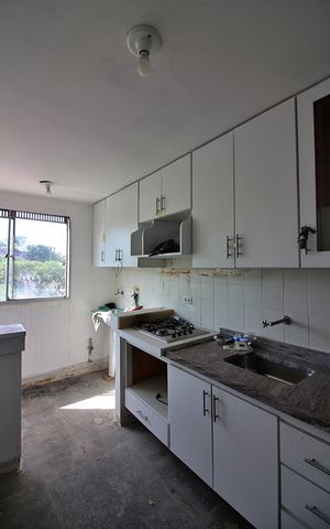 Apartamento à venda com 61m², 2 quartos e 1 vagaCozinha e Área de Serviço