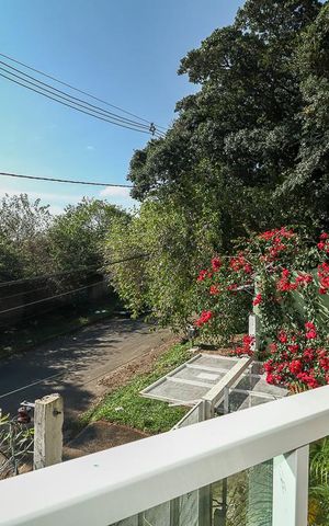 Casa à venda com 130m², 3 quartos e 3 vagasVaranda