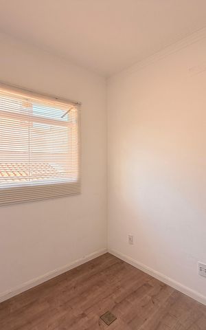 Casa à venda com 270m², 6 quartos e 2 vagasQuarto 2
