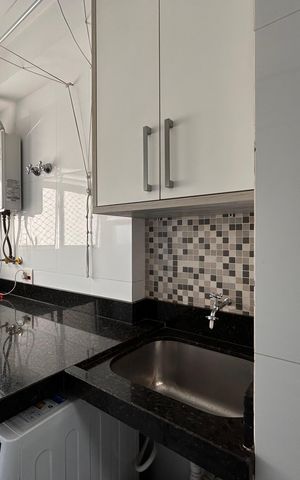 Apartamento à venda com 81m², 2 quartos e 1 vaga Apartamento à venda com 81m², 2 quartos e 1 vagaÁrea de Serviço