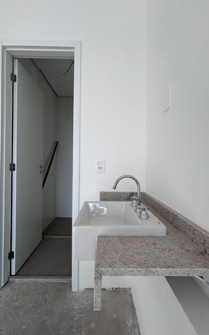 Studio à venda com 22m², 1 quarto e sem vaga Studio à venda com 22m², 1 quarto e sem vagaBanheiro social