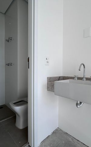 Studio à venda com 22m², 1 quarto e sem vaga Studio à venda com 22m², 1 quarto e sem vagaBanheiro social