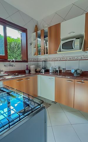 Casa de condomínio à venda com 800m², 5 quartos e 4 vagas Casa de condomínio à venda com 800m², 5 quartos e 4 vagasCozinha