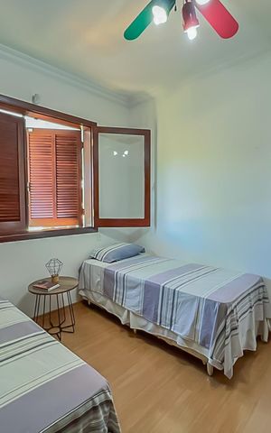 Casa de condomínio à venda com 800m², 5 quartos e 4 vagas Casa de condomínio à venda com 800m², 5 quartos e 4 vagasQuarto 3